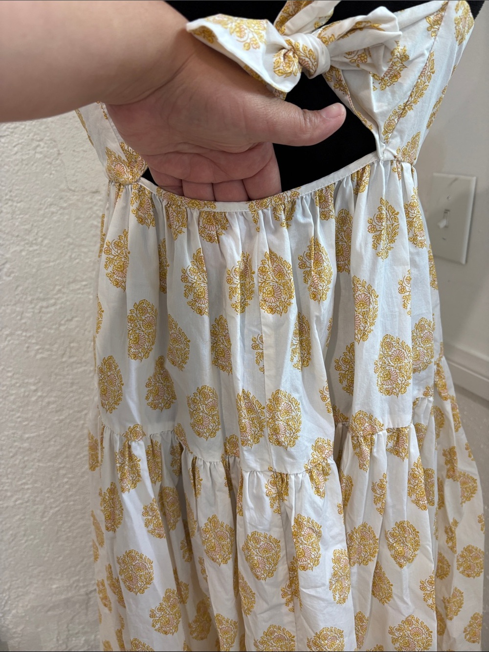 J. Crew Cream Dress with Yellow Floral Knee Length Size 4 - Picture 10 of 12